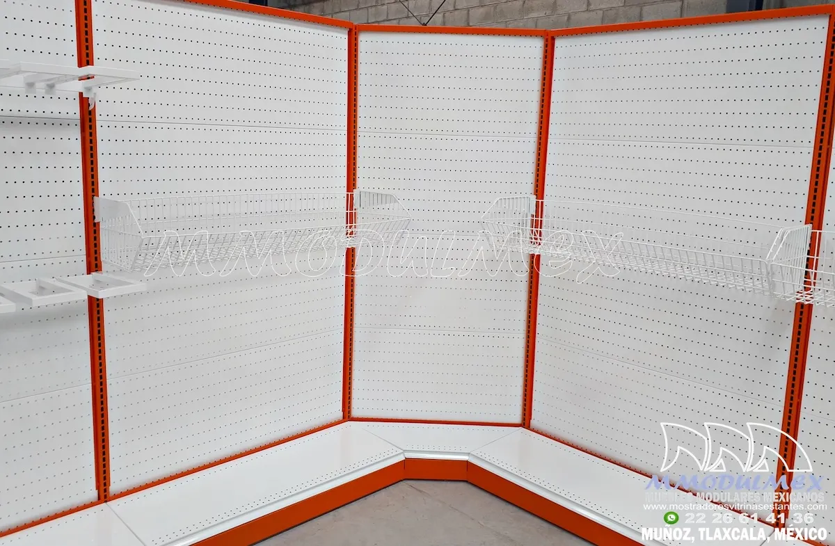 Góndolas metálicas con respaldo perforado Góndolas metálicas con respaldo perforado